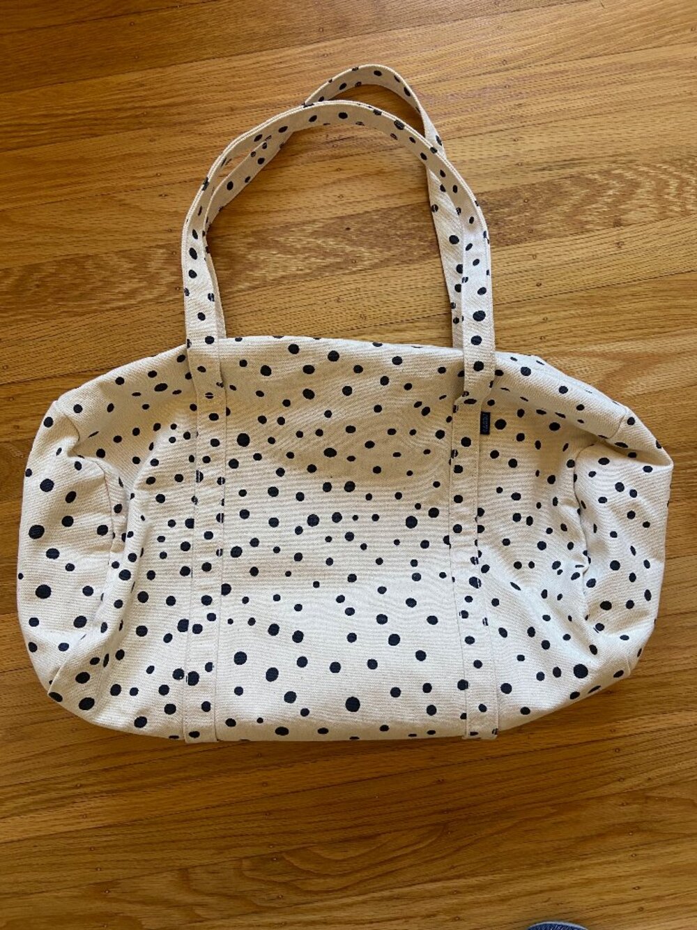 BAGGU Canvas Travel Duffel in Paint Dot EUC